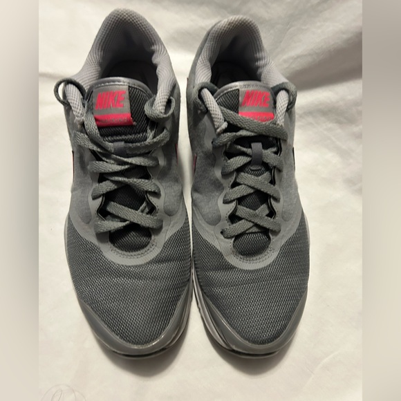 Nike Training sneakers, gray and pink, women’s size 9.5 - Picture 3 of 7
